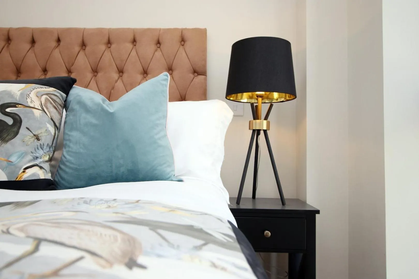 카디프 Casa 3 - Balcony And Free Parking 2Br 아파트 영국